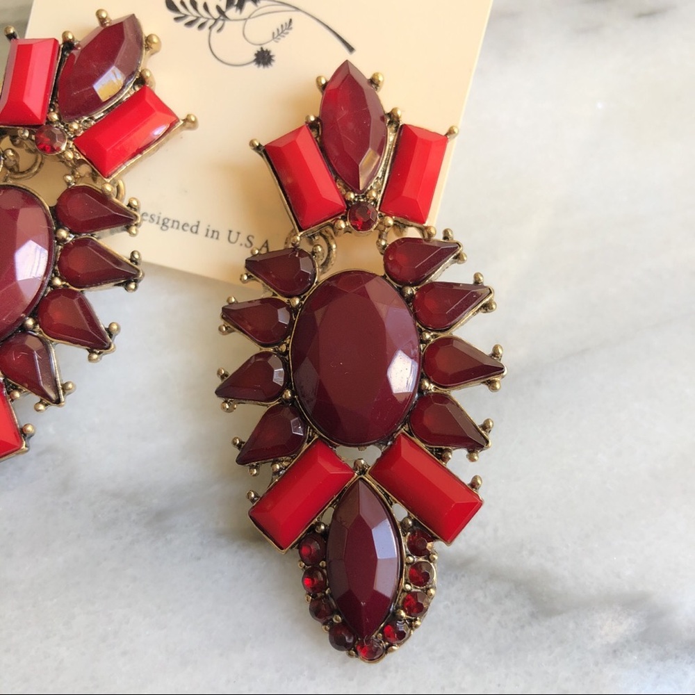Red framed acrylic stone statement drop earrings - Picture 7 of 8